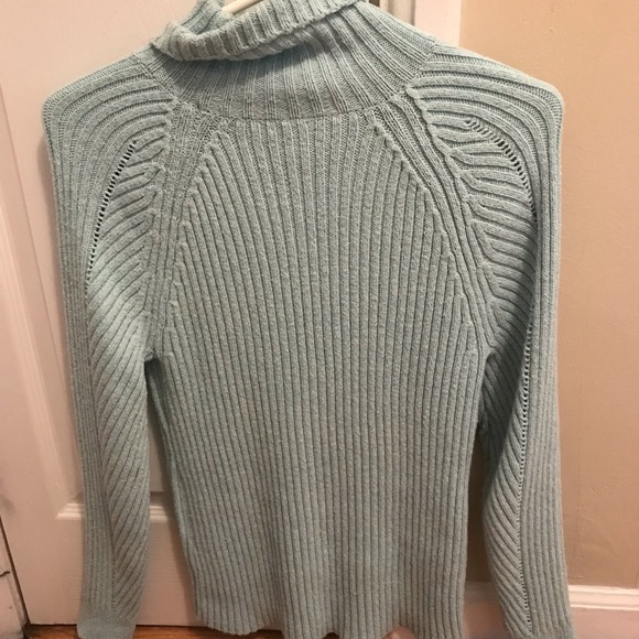 Sea Foam Sundance Turtleneck Sweater Size Small - Picture 2 of 3